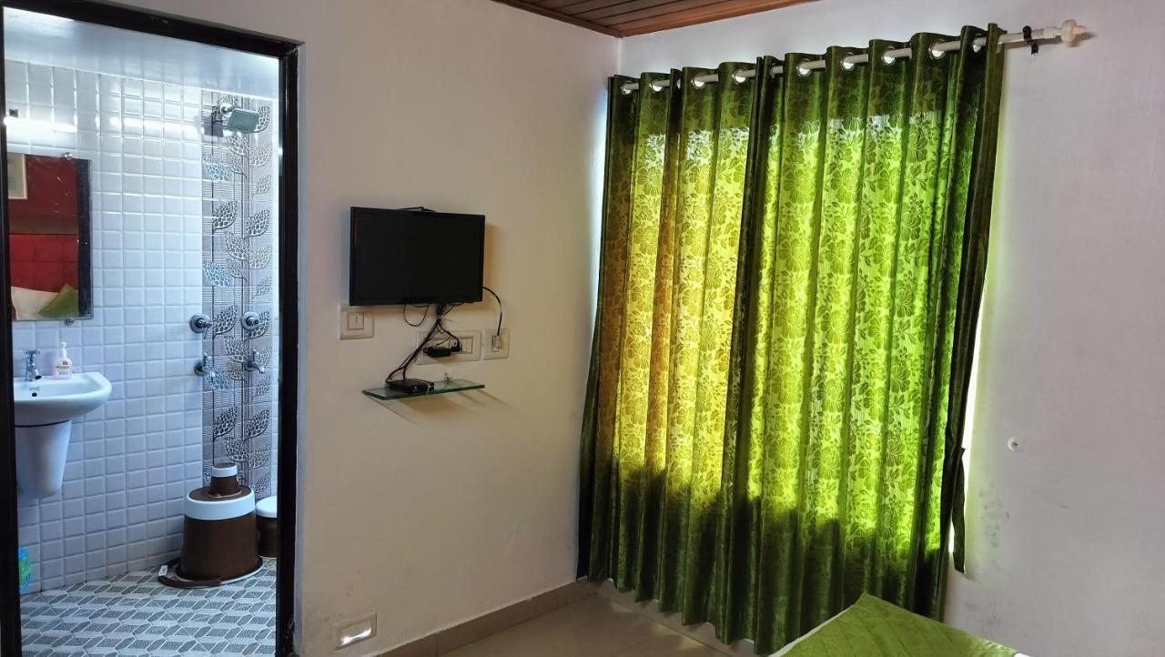 Achus Holidays Munnar Exterior photo