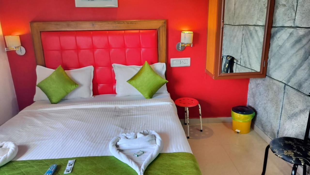 Achus Holidays Munnar Exterior photo